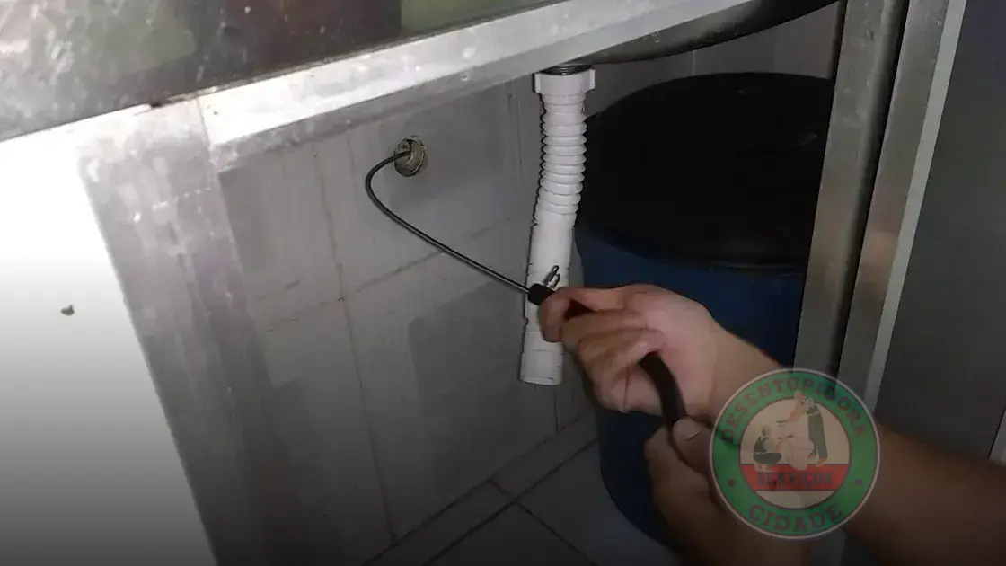 O que é melhor Diabo Verde ou soda cáustica?